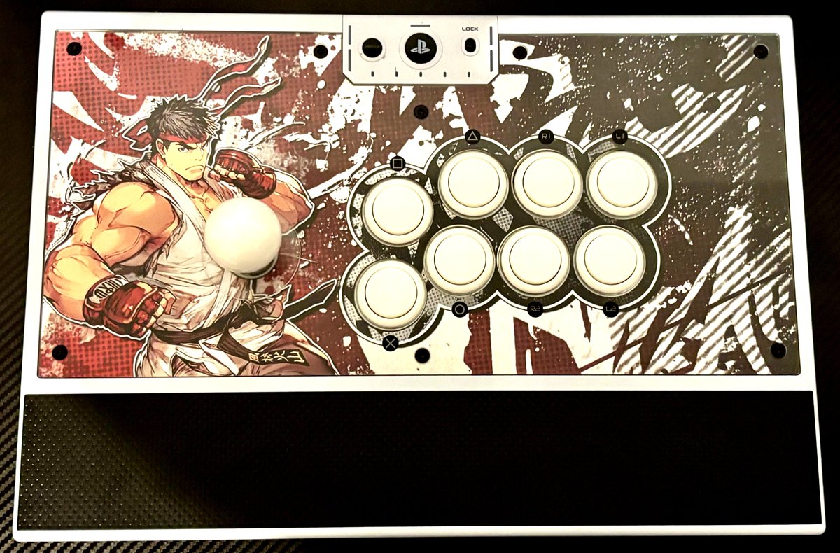 The Arcade Stick tweet media