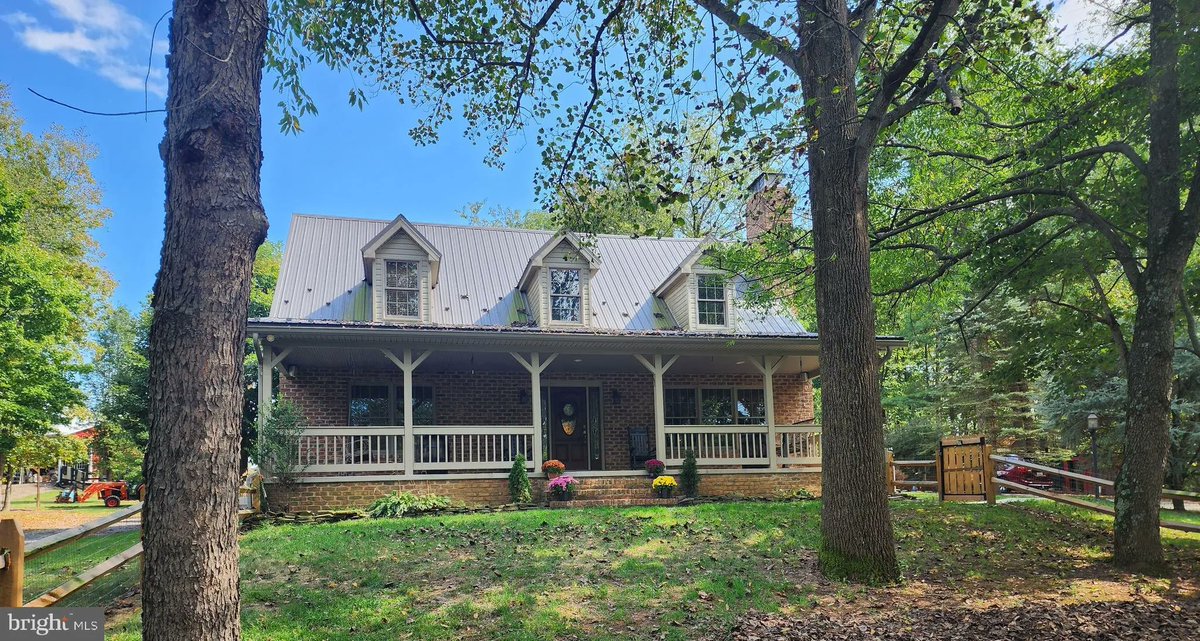 BHHSGuru's tweet photo. 14847 White Oak Ridge, Hancock, MD, 21750
3 bed | 2 bath 3462 Sq. Ft.
Active | 830000
https://t.co/4E3kFb86ak
With a Replacement Value of Over a Million Dollars and an August Certified Appraised Value of $855,000 this unique, feature rich farmette / homestead will not... https://t.co/htdXbFwMjn