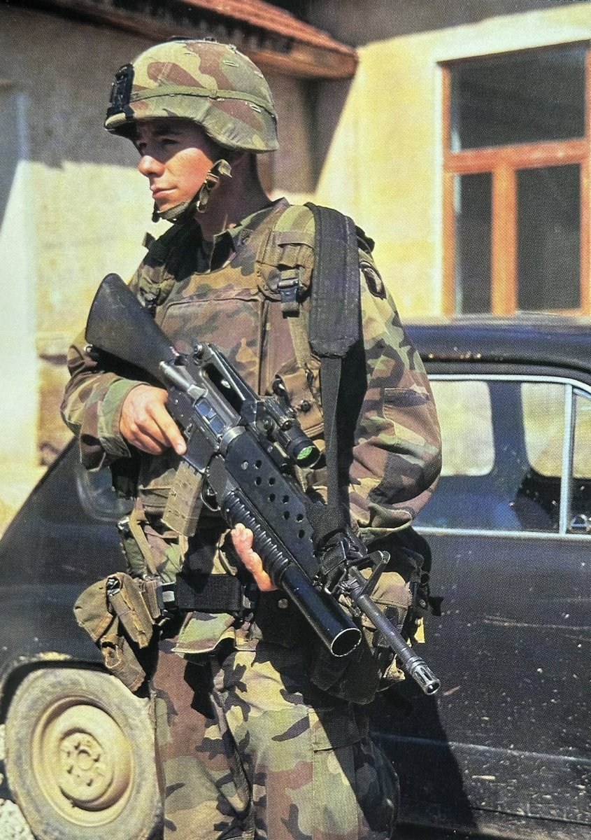 SSgtKotyk's tweet image. I love the 90s US Military look.