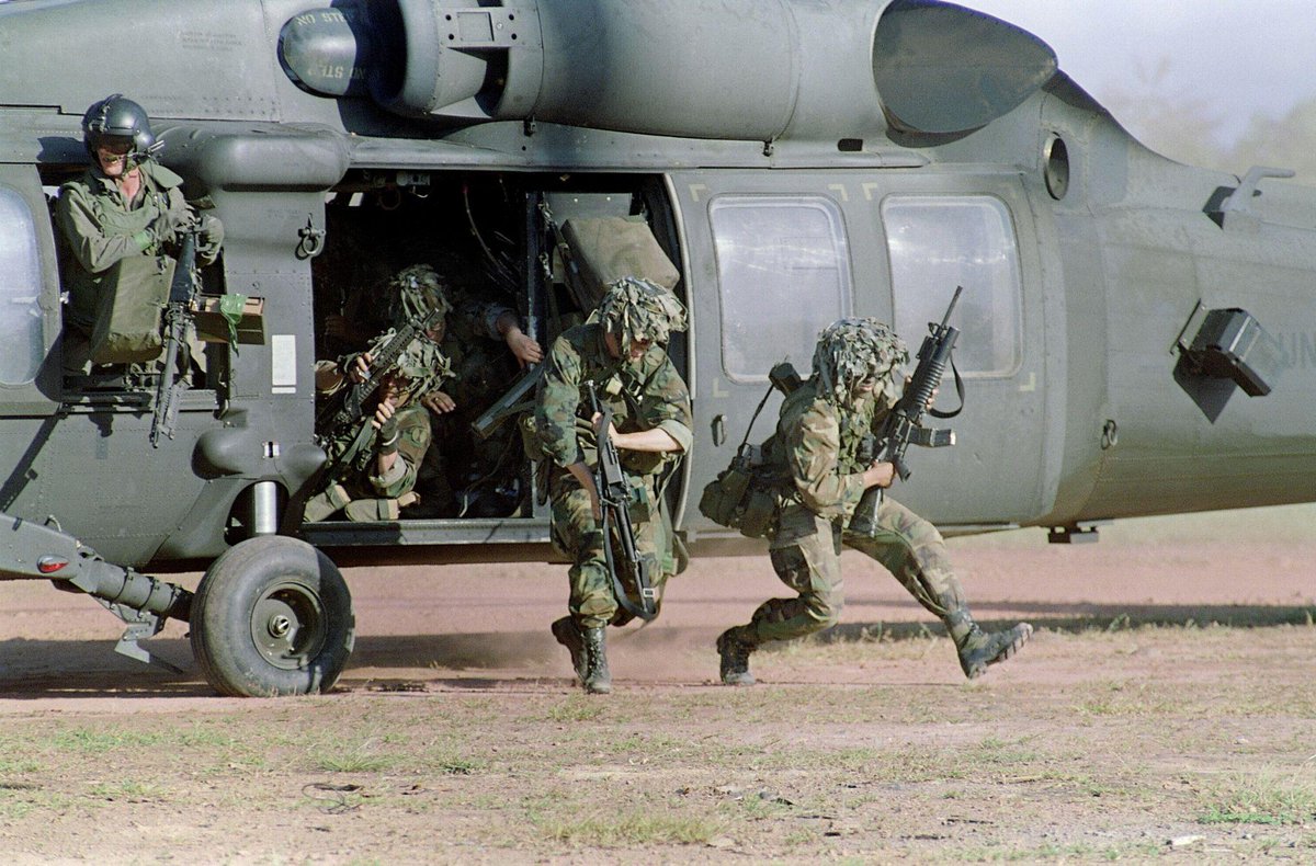 SSgtKotyk's tweet image. I love the 90s US Military look.