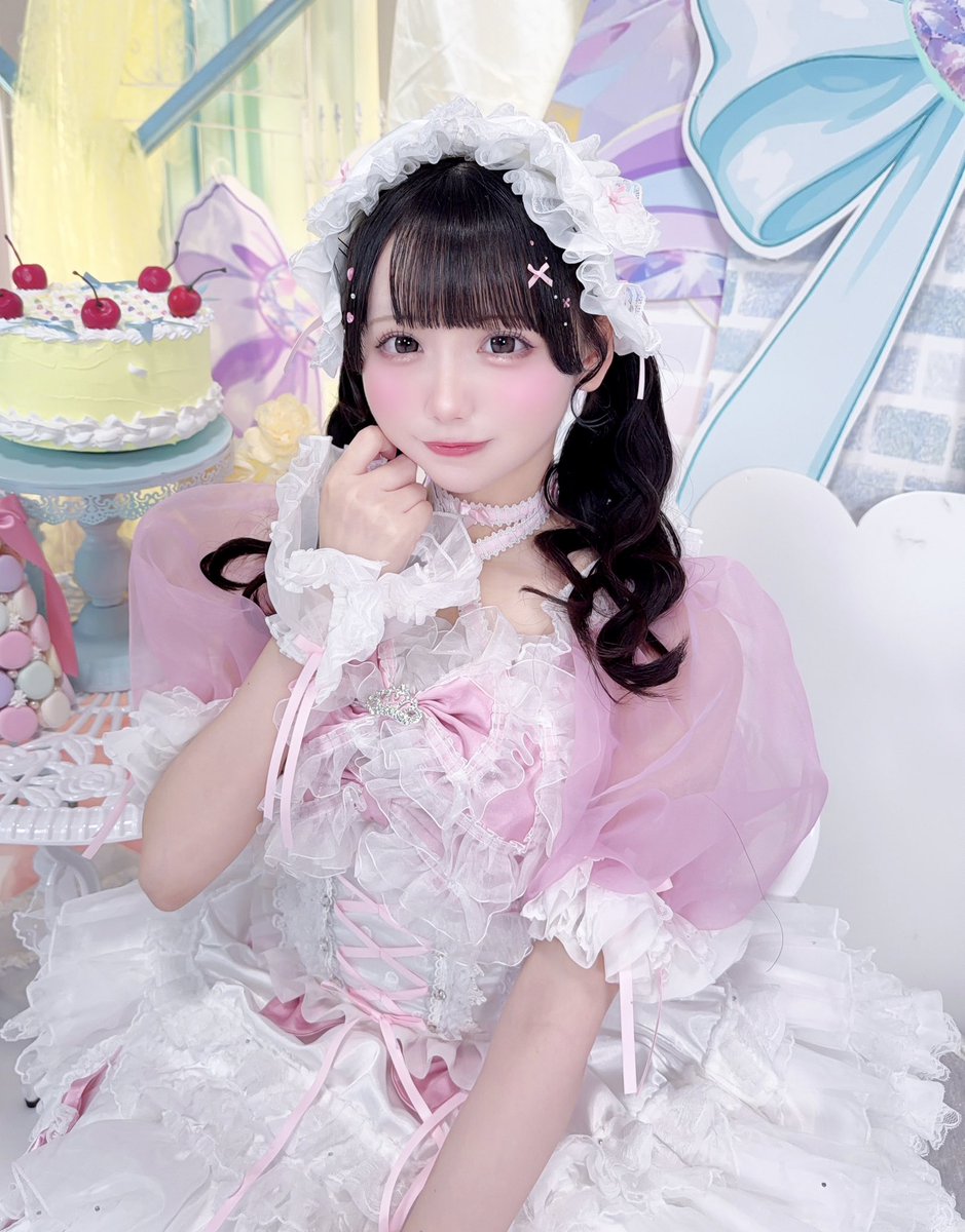 新衣装になりました🎀♡