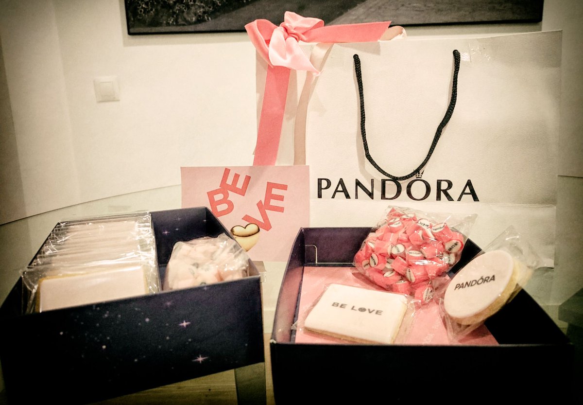 Zesauro Traducciones tweet media