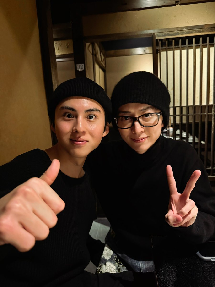 ギラジェラ
兄弟みたい
👍🏻✌🏻合わないね
#友達
#キングオージャー