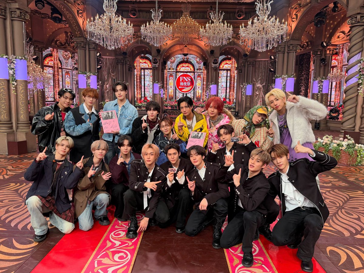 RIIZE_JPN's tweet photo. 『週刊ナイナイミュージックプレゼンツ FNS後夜祭』
OWV×OCTPATHさんと📸

@owv_official
@octpathofficial
#OWV
#OCTPATH
#RIIZE #라이즈
#RISEandREALIZE https://t.co/gpswFeHusE