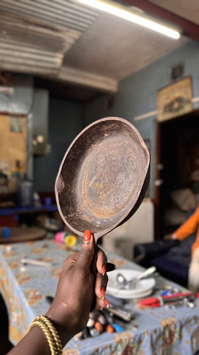 biggmammaaaaaaa's tweet photo. They all need seasoning. 
Hakuna ile inakuja ikiwa ready. 
No. 0703 412 818
Bei Ksh 500 - Clearance Sale. 
📍: Junction ya River Road na Latema Road. https://t.co/oz0AfCuoIp