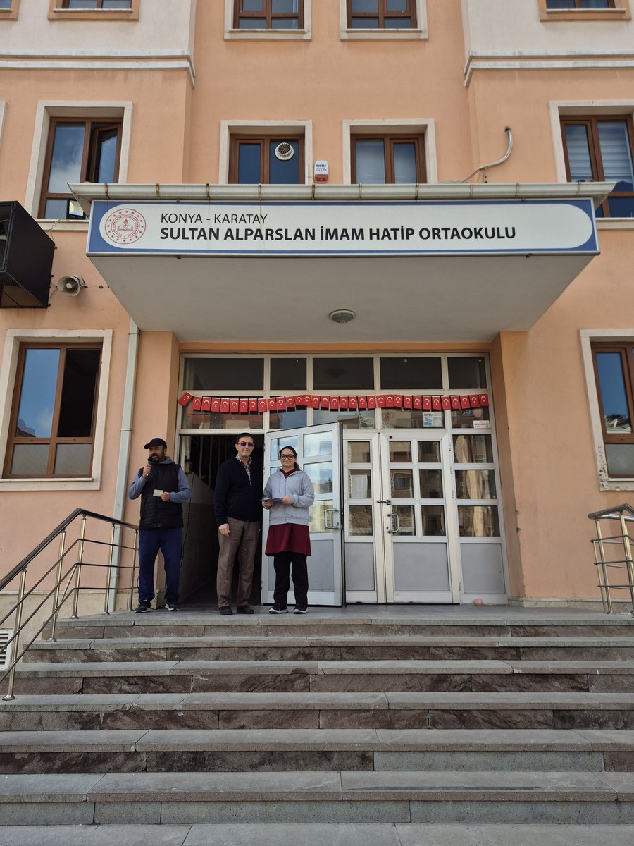 Dilimizin Zenginlikleri Sözlük Tasarımı Yarışmasında Karatay İkincisi olarak bizleri gururlandıran 8 -A sınıfı öğrencimiz Elçin Keskin'e teşekkür ediyoruz❤️