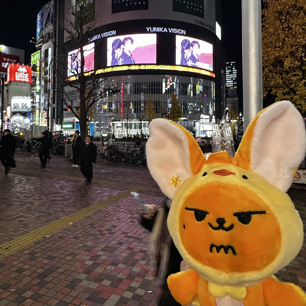 luludo3's tweet photo. ユニカビジョンみてきた。

#TXT #ヨンジュン 
#TOMORROW_X_TOGETHER https://t.co/n0qgjyaCTh