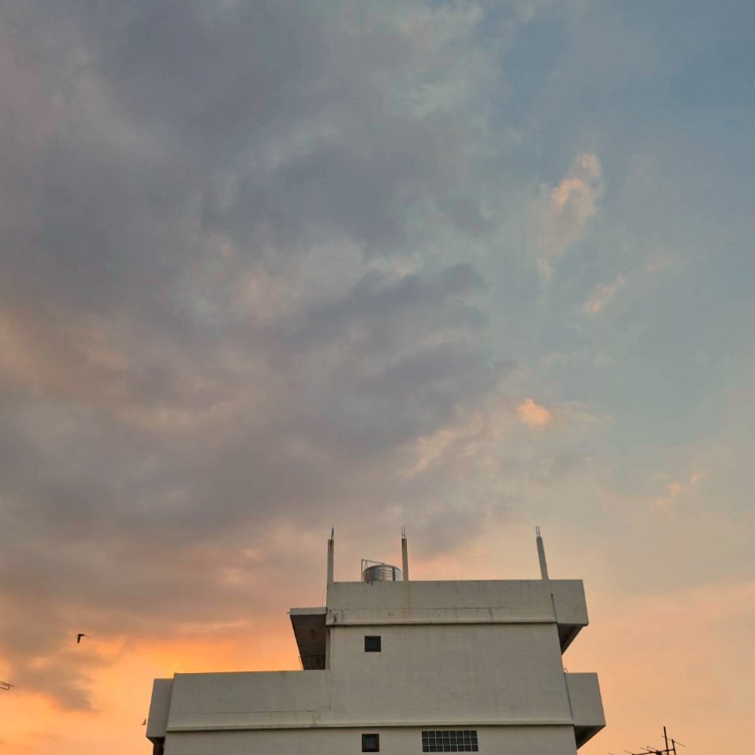 t_047bkk's tweet image. อีกไม่นาน..ทุกเรื่องที่เกิดในปีนี้
จะกลายเป็นเรื่องที่เกิดเมื่อปีก่อน