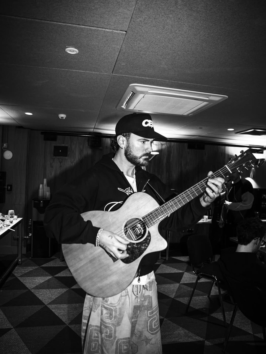 Cian Ducrot tweet media