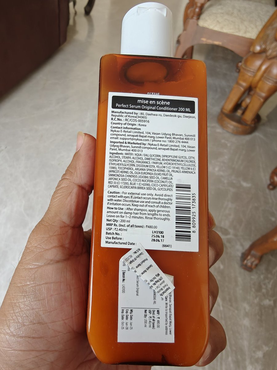 sunilkejariwal's tweet photo. Rest of the order delivered today. Expired on 25.06.2018, Fake Label Expiry Jun 2018. Product gets usable for another 10 years by merely importing it into India @MyNykaa @nykaacares @falguninayar https://t.co/WnRvZv76cb