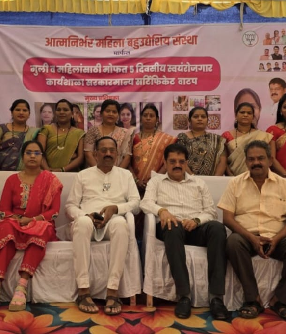 airnews_pune's tweet image. #Jalgaon | आत्मनिर्भर महिला बहुउद्देशीय संस्था, जळगाव यांच्यावतीनं पाच दिवसीय स्वयंरोजगार कार्यशाळेचं आयोजन.  या कार्यशाळेत, १ हजारहून अधिक महिलांचा सहभाग  

#SelfEmployment #workshop