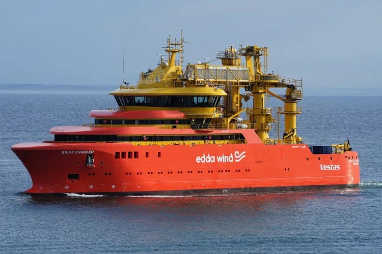 HaberDenizde's tweet photo. ESVAGT’tan çifte SOV alımı
Danimarkalı ESVAGT, Edda Wind’den iki adet SOV satın alarak Offshore rüzgârda gücünü artırdı.
https://t.co/9jPsqlt41R
#BirleşikKrallık #Danimarka #gemialım #OceanBreeze #Offshore #RüzgarÇiftliği #ServiceOperationVessel #Vestas
@ESVAGT https://t.co/Z3ijOn4QnE