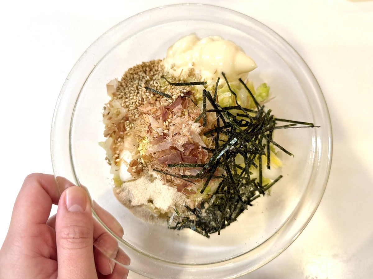 mainooyatsu's tweet photo. 味見でなくなりかける、白菜の和風コールスロー！おかかと海苔入りでほっとします☺️ https://t.co/JcpsJFUTiX