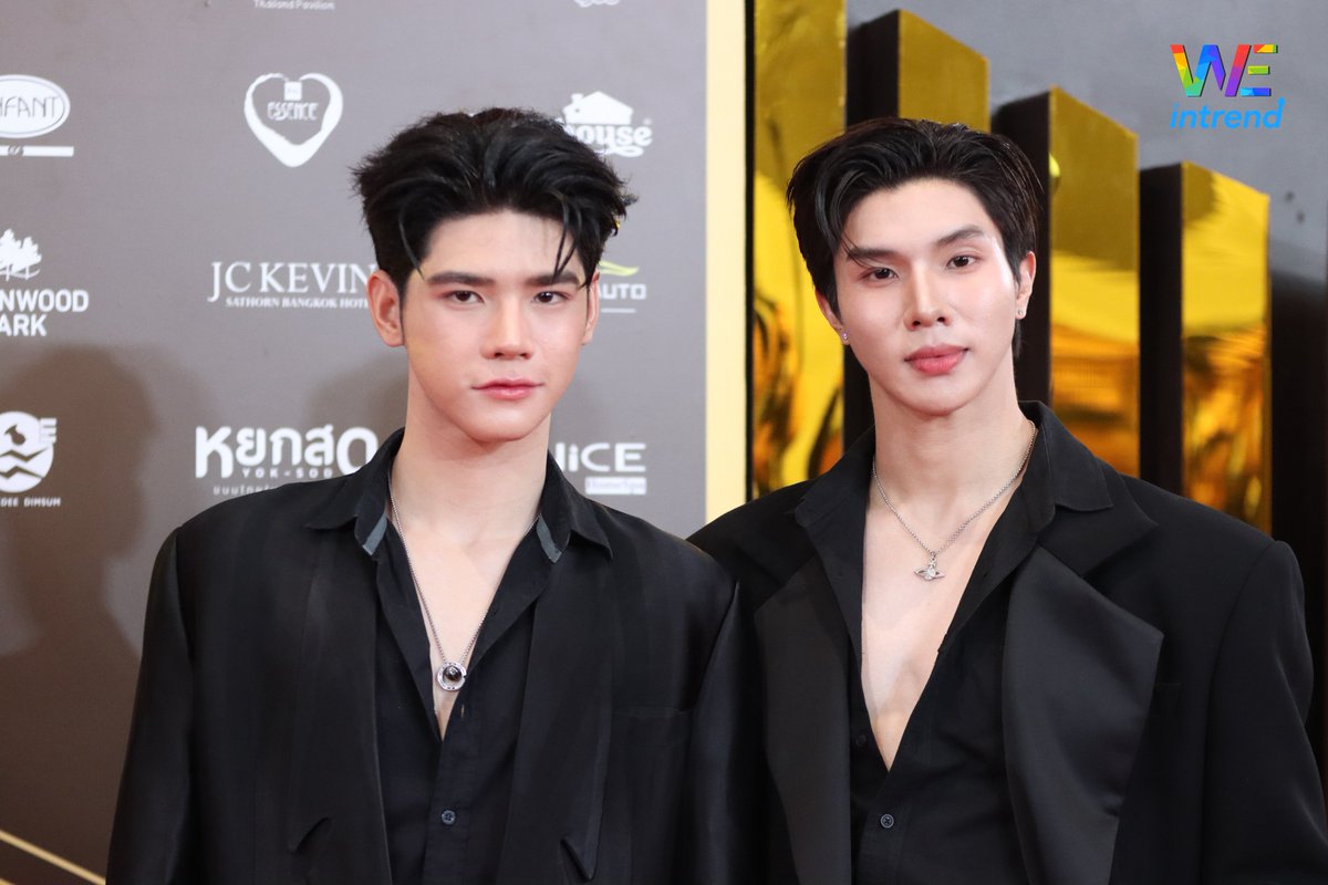 "หล่งลี - อาร์ม" ร่วมเดินพรมแดงในงานพิธีมอบรางวัล " 2025 Thailand Headlines Person of the Year Award ครั้งที่ 9 "✨

#longarm #longlee #armchaiyapat
#2025ThailandHeadlines
#ThailandHeadlinesAwards