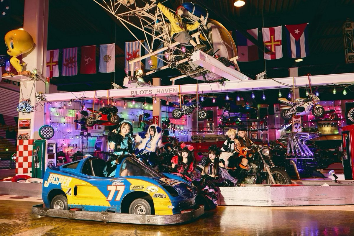 👑MaisondeQueen👑 集合写真公開 ✨✨✨✨✨✨✨✨ 💙ぁぃぁぃ(@ii2U2