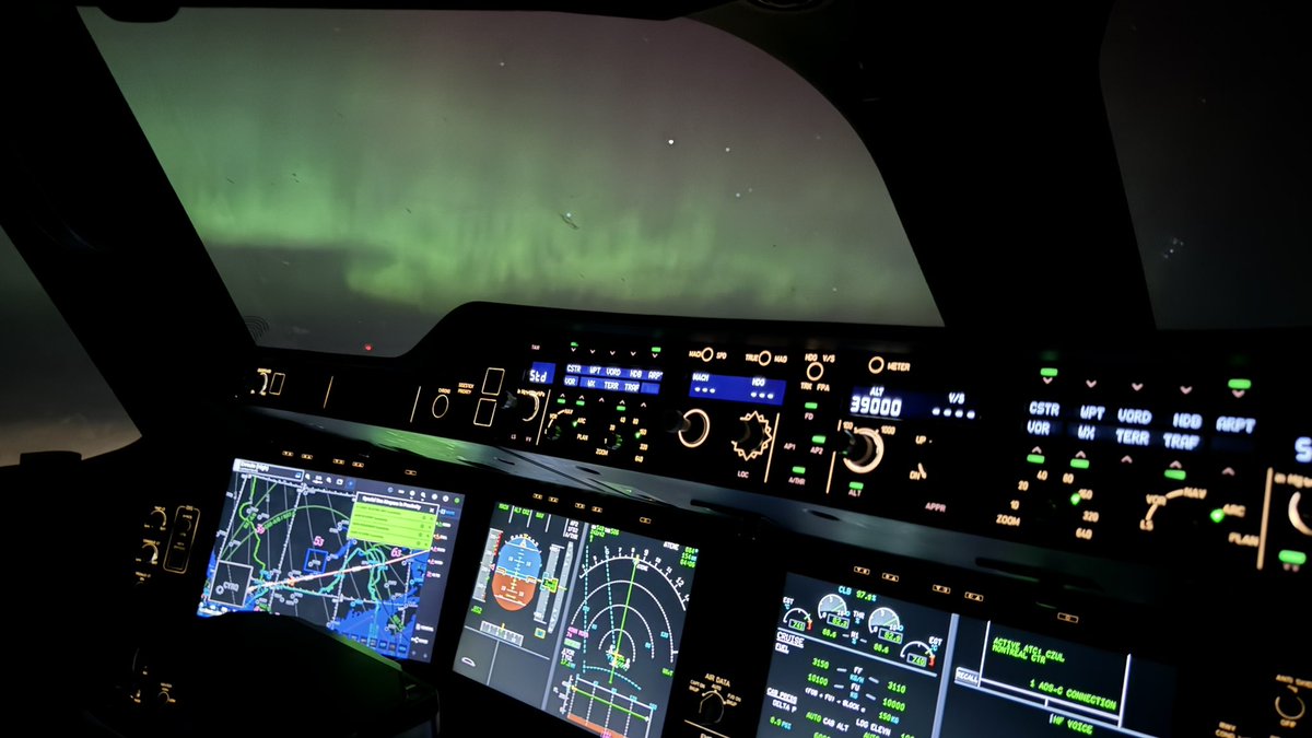 scottiebateman's tweet image. The 350th day. 

A quiet milestone on the calendar, but at 40,000 feet it feels anything but ordinary.

There’s something fitting about meeting the Airbus A350 on the 350th day of the year. A machine built for long horizons and quiet confidence, revealing its character only when…