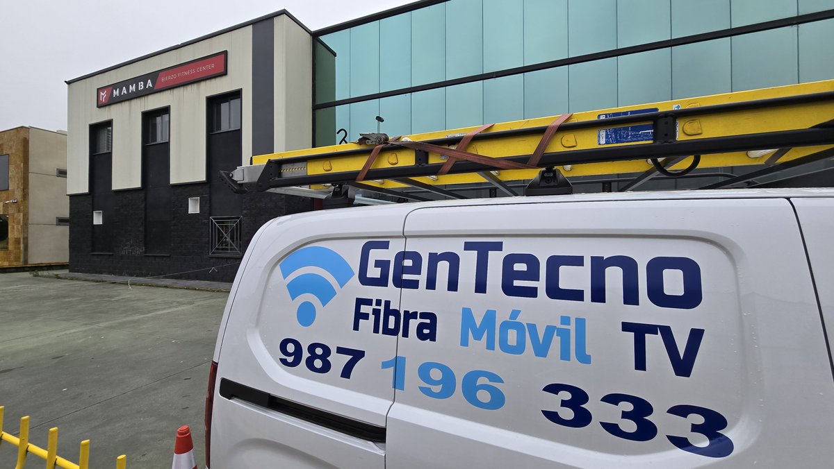 GenTecno's tweet photo. Como no podía ser de otra manera, el mejor #gimnasio de #Ponferrada tiene la mejor #fibra berciana 🥰 Y en este caso la fibra no puede fallar, ya que emite sus combates en directo por internet 🤼‍👉987 196 333👈 https://t.co/MO10A14pVl