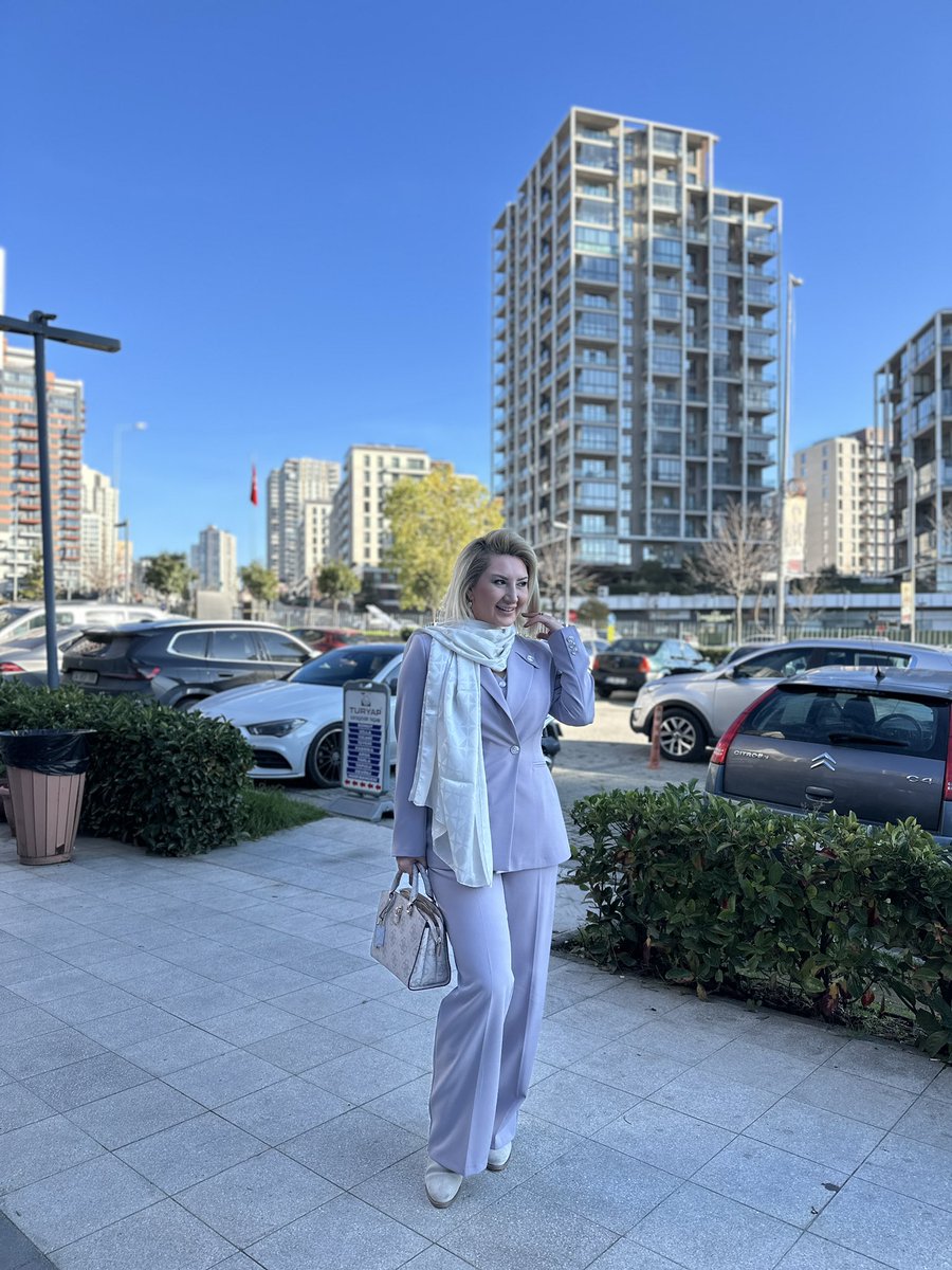 Bahar Gelir (@bahargelirresmi) on Twitter photo 