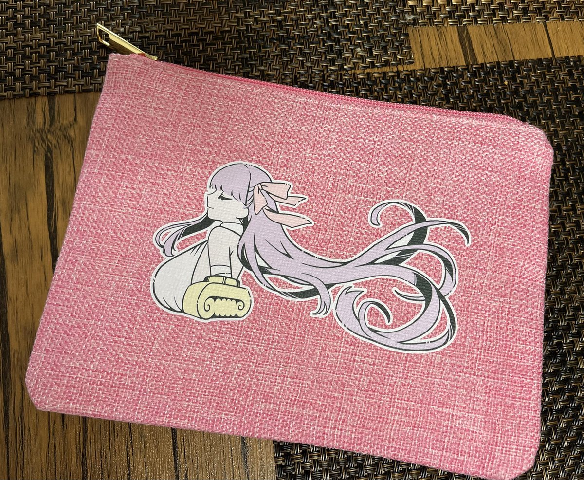 新刊セットのリネンフラットポーチです！夏に出したサコッシュの絵柄と