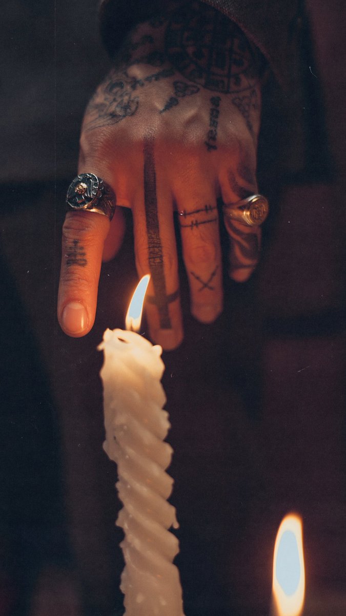 TIMETHAISNIPER's tweet image. แค่อยากจะชิมอีกซักทีสองที
.
T2T - TIMETHAI Feat. @BamBam1A 
YOUTUBE CHANNEL
2025.12.23 7PM (ICT)
.
#TIMETHAI #BamBam
#T2T #T2TTIMETHAIBamBam