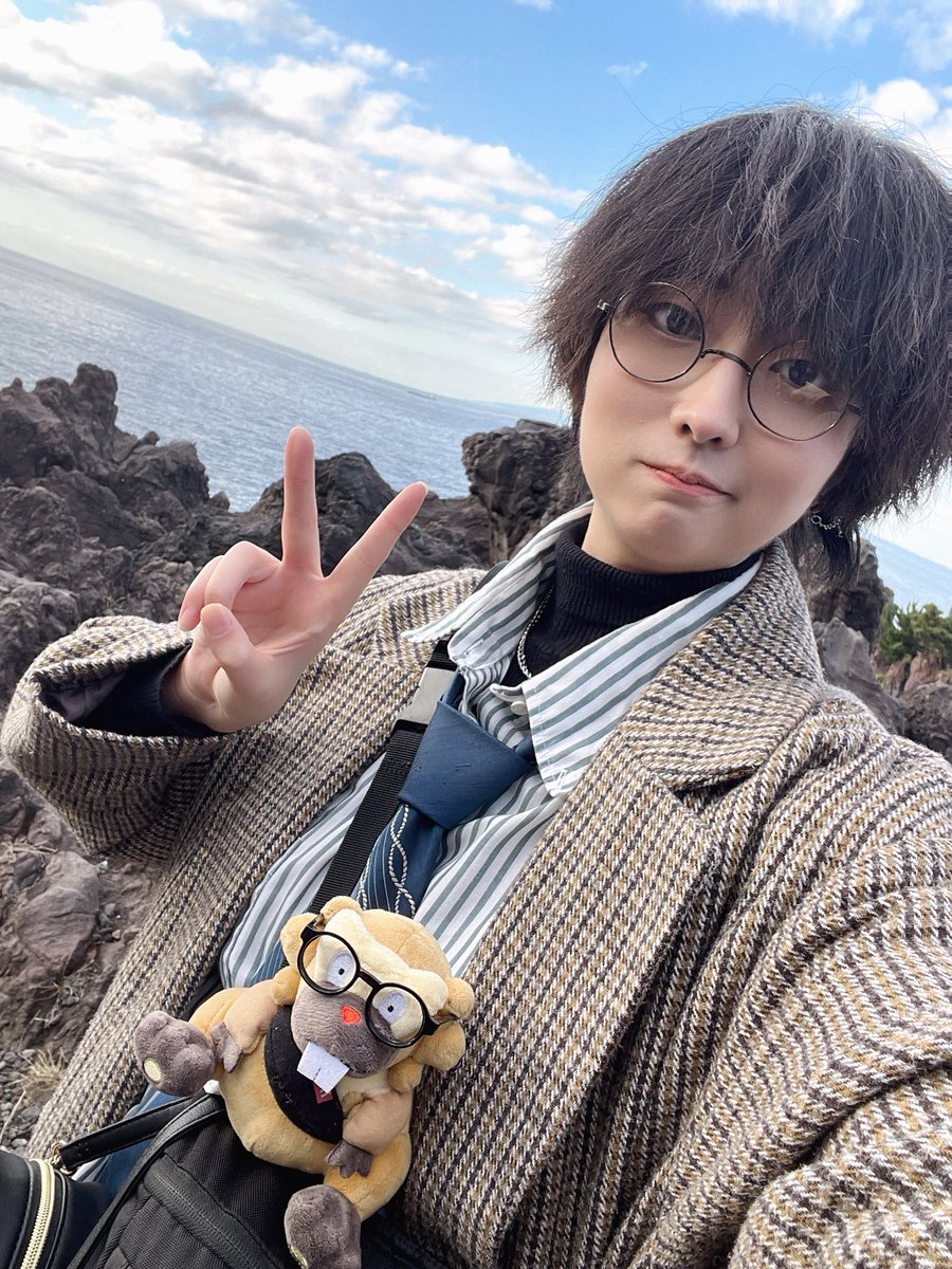 🦌12月後半お給仕予定🎅

17日 17:00~23:00
23日 17:00~23:00
30日 17:00~23:00(れおん誕生日イブ🎂)

ちなみにもし来れる人いたら無理をしてでも30日来て欲しい…！！！
みんなに会ってみんなに22歳の最後の感謝を伝えたい‼️‼️
開けれる人開けといてーーー！！！お願いーーー！！！！