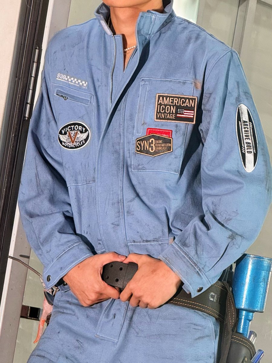 SHINee's tweet image. Nothing’s okay. 

#MINHO #민호
#TEMPO #MINHO_TEMPO
#SHINee #샤이니