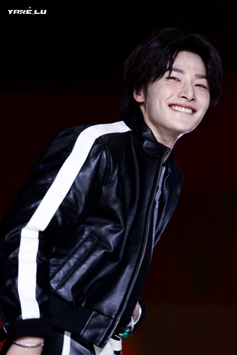 IN_luvU's tweet photo. 251214 MUSIC BANK IN JAPAN 🇯🇵
🫶🏻
#정인
#양정인
#아이엔
#스트레이키즈 
#Jeongin
#I_N
#StrayKids https://t.co/WwdOtr9B5G