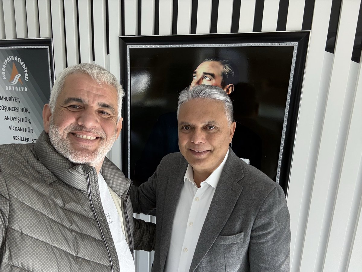 umitunaldi's tweet photo. Sevgili Dostum, @MuratpasaBld Başkanı @Av_umituysal ile keyifli bir sohbet gerçekleştirdik. Misafirperverliği için teşekkür ederim https://t.co/z3fSM5Q8ju