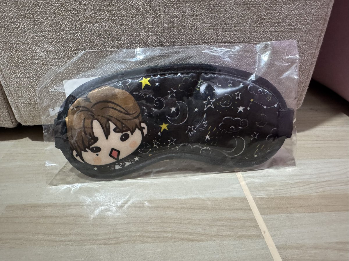 FangPtn's tweet photo. พร้อมส่ง 👏👏
❤️ผ้าปิดตายองแจ มีตญี่ปุ่น the new era ไม่เคยใช้งาน
📌 220.- รวมส่ง

#ตลาดนัดอากาเซ่ #ขายการ์ดgot7 #ขายของสะสมgot7 #ของสะสมgot7 #การ์ดgot7 #ตลาดนัดอากาเซ #ตลาดนัดกัซเซบึน #ตลาดนัดgot7 #ตลาดนัดอากาเซ่got7 https://t.co/fQrHQjCZXp