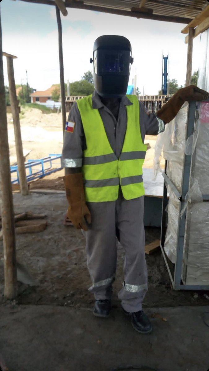The welder who fabricated from scratch the concrete hoist machine that lifted concrete at Arua city tower was me
