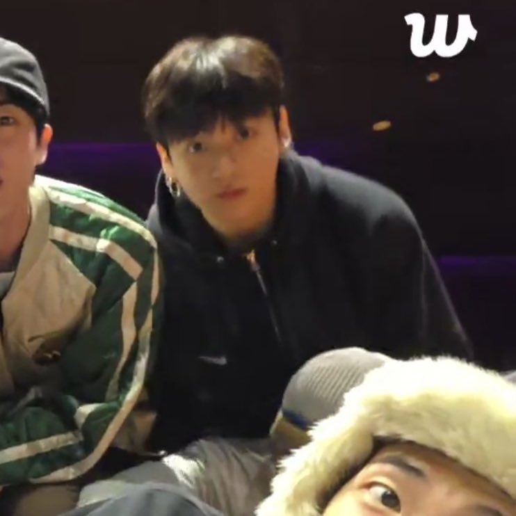 🥢(REST) tweet media