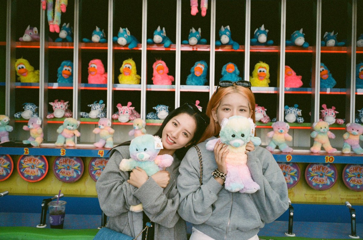 95819_kbn's tweet photo. Proof that the best moments are shared. https://t.co/fFZunOMzQV