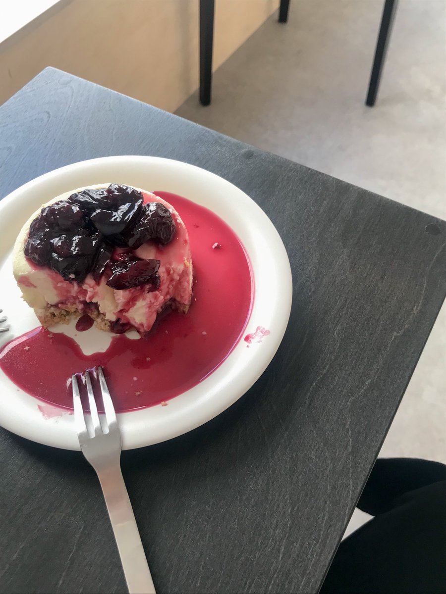 올해도 5억 쓴 2025 카페 연말결산 블로그

m.blog.naver.com/rendezvoused_/…