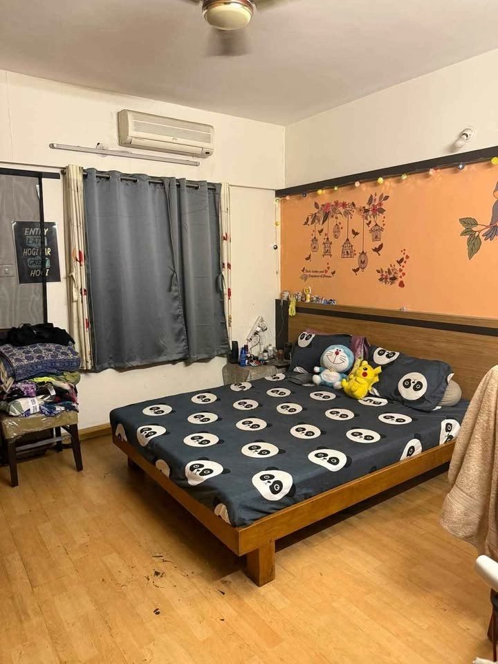 FlatxCo's tweet photo. 🎯 Female flatmate needed in a 3BHK in Bellandur, Bengaluru!​
💸 Rent: ₹[Rent]/mo. Deposit: ₹[Deposit]. Available: 20 Dec.​
#Bellandur #BangaloreHomes #FlatX #NoBrokerage #RoomForRent #3BHK #Flatmates #BangaloreLife https://t.co/9sXfbL9djV