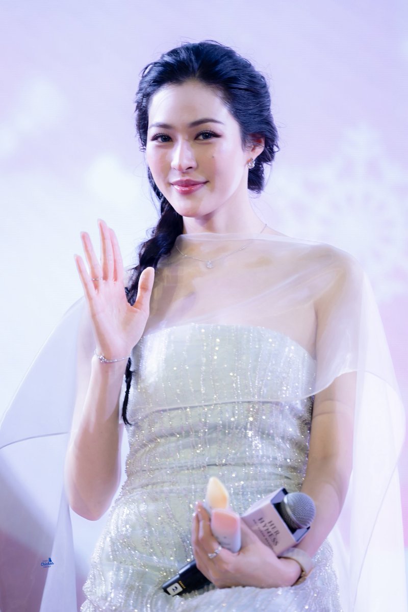 พิคนสวย วันนี้มาดเอลซ่า ❄️

LINGLING BA HERHYNESS
#LinglingHerhynessFrozen
#linglingkwong #หลิงหลิงคอง