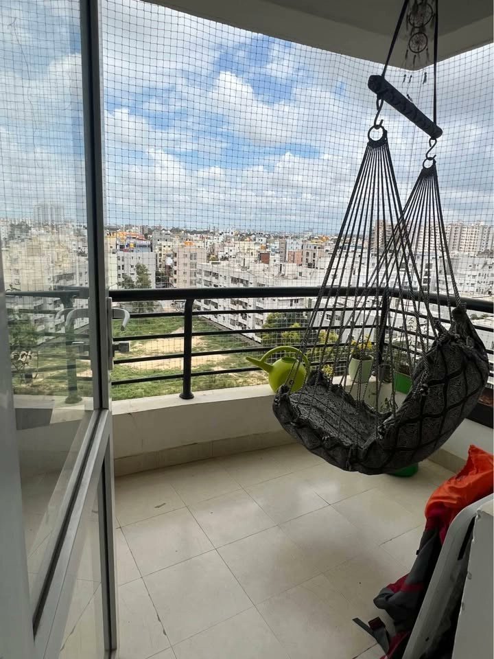 FlatxCo's tweet photo. 🎯 Female needed in a 3BHK in Manyata Tech Park, Bengaluru! 💸 Rent: ₹18,750/mo. Available: 25 Dec 2025.
#ManyataTechPark #Bengaluru #FlatX #NoBrokerage #BangaloreHomes #TechParkLiving #FlatHunt #RoomSearch https://t.co/ag3fOi2Pf1