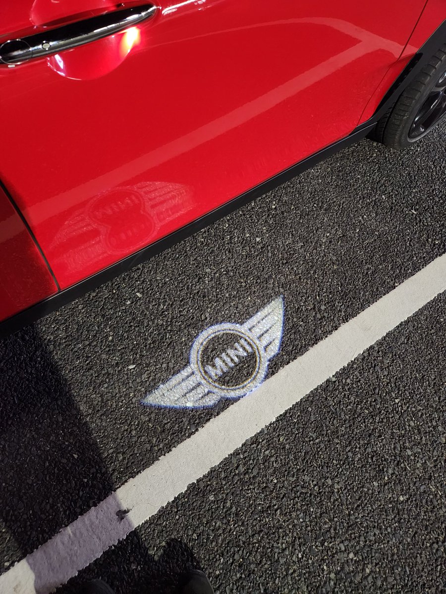 warabbitDBD's tweet image. ウェルカムライト可愛すぎるやろ