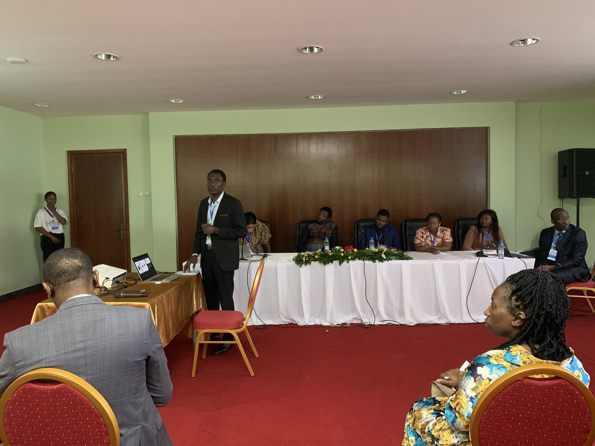 cam_crid's tweet photo. JSNMCP-2 | Oral Parallel IV
Dr. Pierre Fongho Suh's study confirms the performance of Abbott Bioline Malaria Ag P.f/Pan rapid test, but notes a notable frequency of false negatives. Routine evaluation of RDTs is key! #Malaria #Diagnostics #NMCP https://t.co/OM9f2g91bh
