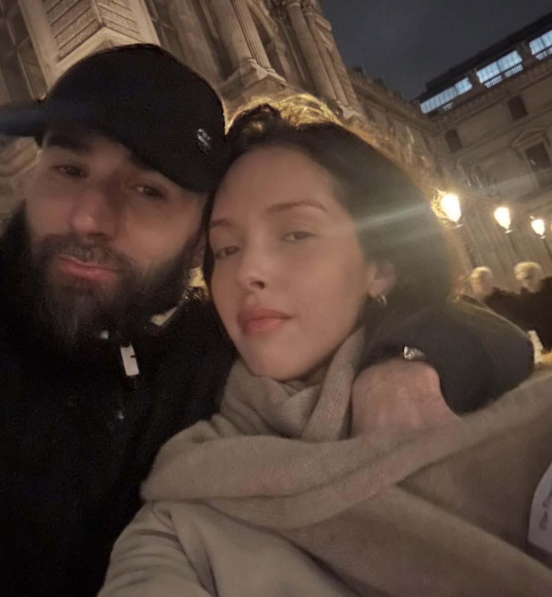 FootWag's tweet photo. Karim et Lyna 😍 https://t.co/nMIOeQ1UOK