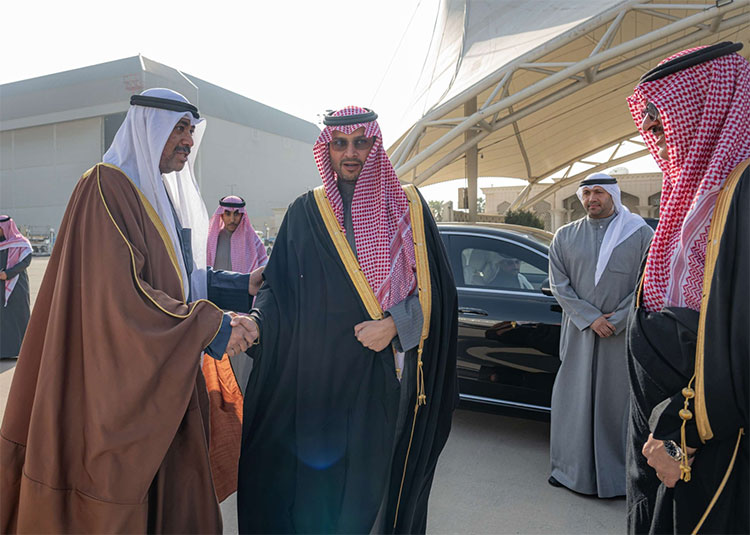 الأمير تركي بن محمد يغادر البلاد بعد زيارة رسمية 