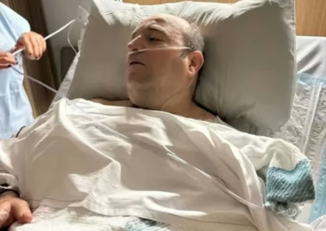 Medo198518's tweet photo. One million dollars changed the life of the so-called “Sydney hero.”
After he confronted what was described as a “Jewish Hanukkah event attacker” in Sydney, Australia, and was injured in his shoulder and hand, a global fundraising campaign was launched on GoFundMe for Ahmed Al-Ahmad, an Australian citizen of Syrian origin. So far, the campaign has raised one million dollars from more than 5,000 donors, led by American billionaire Bill Ackman, who donated $100,000.

Those who protect and defend Jews receive a million dollars within days,
while we launched a campaign days ago to provide 100 winter jackets, and so far we have not even received $100.

This is the world’s balance.