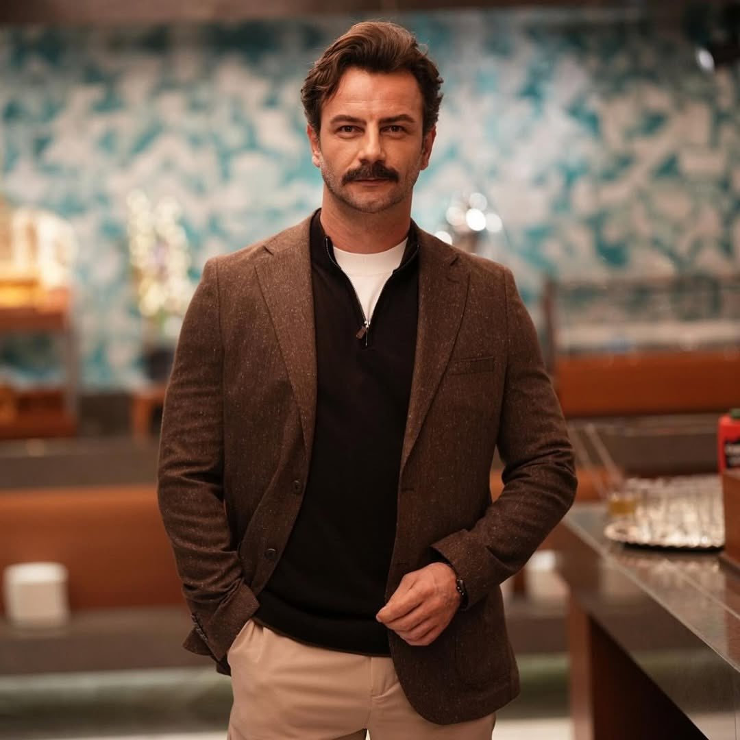 gokberk_de_1's tweet image. #RüyaGibi dizisinden kare 📸

#GökberkDemirci #Bora