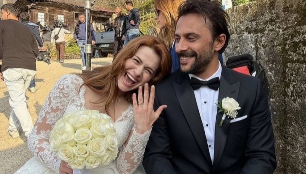 normrumzz's tweet image. NAUR WHAT IS THIS..