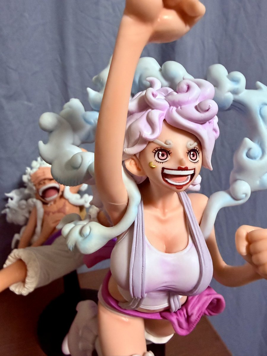 ワンピースフィギュア集めて三千里のHighHead tweet media
