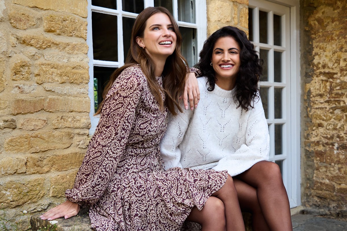 PL RT Win a £200 gift card to spend online at Blue Vanilla, the London-based womenswear fashion brand #win #giveaway #Competition  #fashion #womenswear #giftvoucher bit.ly/3JmGUEa