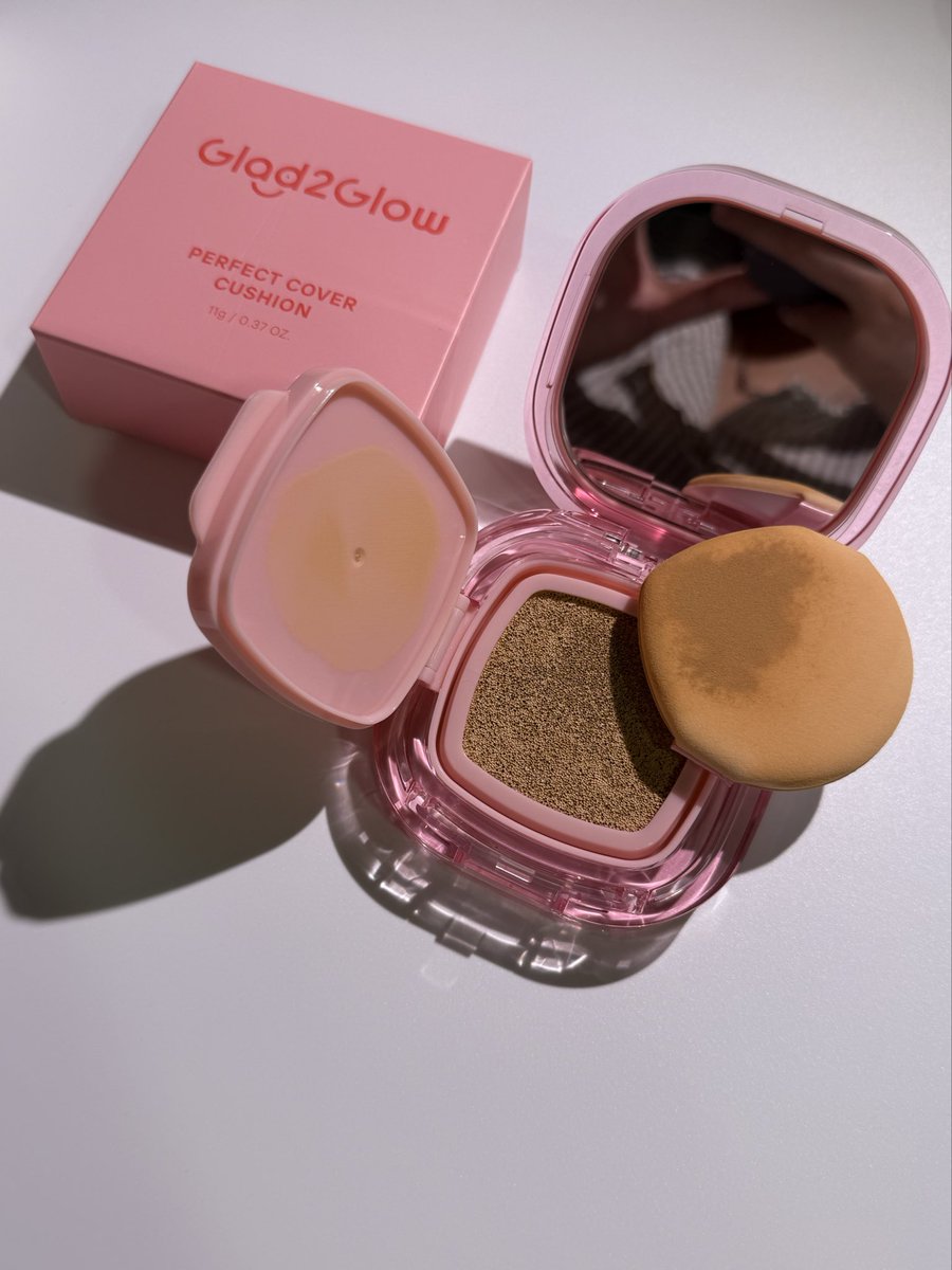 catthesea's tweet photo. ส่งต่อ Cushion Glad 2 Glow #2w สีผิวขาวเหลือง เพิ่งได้มาแค่ลองกับหลังมือ 290 รวมส่ง 
#Glad2Glow #คุชชั่น https://t.co/b6wZerPAub
