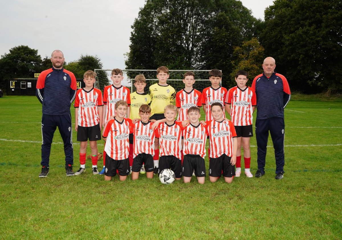 Fergal7173's tweet photo. 3 from 3💪💪💪Couldnt have asked for more from this amazing bunch🏆🏆🏆⚽️⚽️⚽️League,Cup and Shield Champions @NERL_ie.

25 matches across 3 competitions and only 1 defeat..Now for a deserved rest https://t.co/9DkZEBG3OF