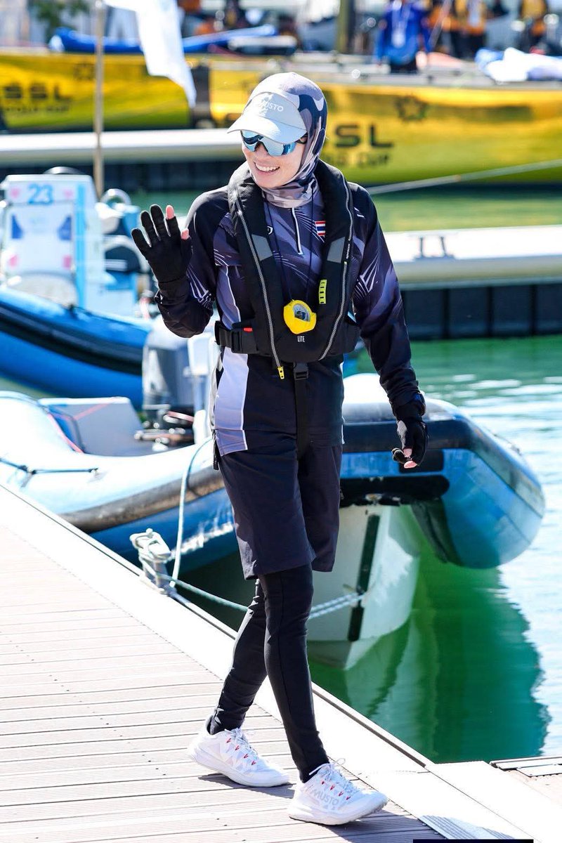 ทรงนำทัพนักกีฬาไทย คว้าชัย ๒ เรซติด ขึ้นเป็นที่ ๑ ของตาราง #ทรงพระสตรอง