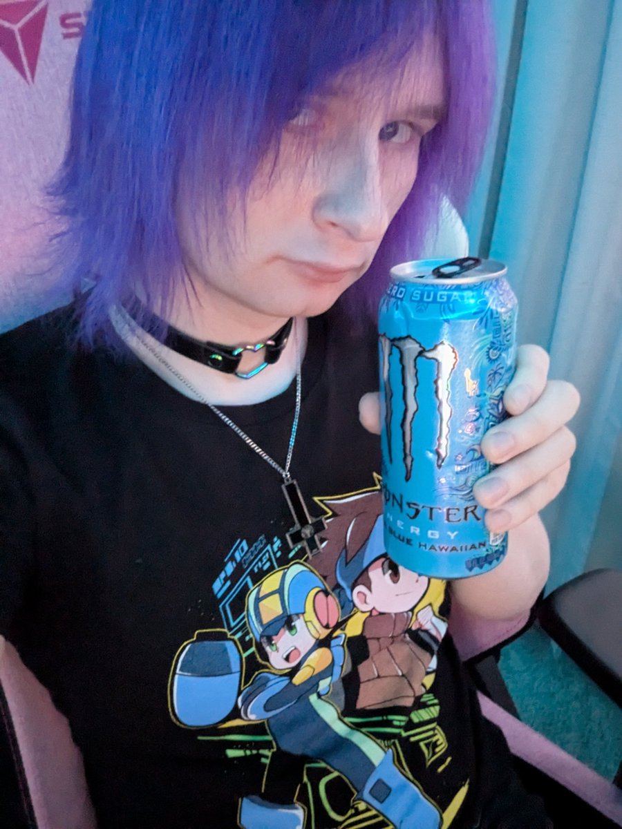 CapedStrawberry 🍓🏳️‍⚧️ tweet media