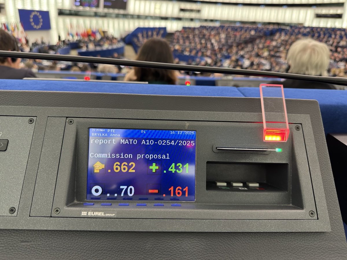 annabrylka's tweet image. #Mercosur Parlament Europejski właśnie przyjął rozporządzenie ws. klauzul ochronnych przewidzianych w umowie UE-Mercosur w odniesieniu do produktów rolnych (tzw. safeguardy). To oznacza przyspieszenie całego procesu ratyfikacji umowy handlowej z krajami #Mercosur. Komisja…